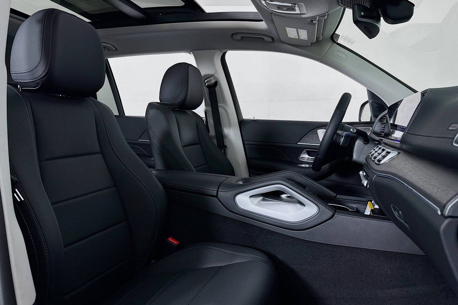 New 2026 Mercedes-Benz GLS 450 4MATIC image 6