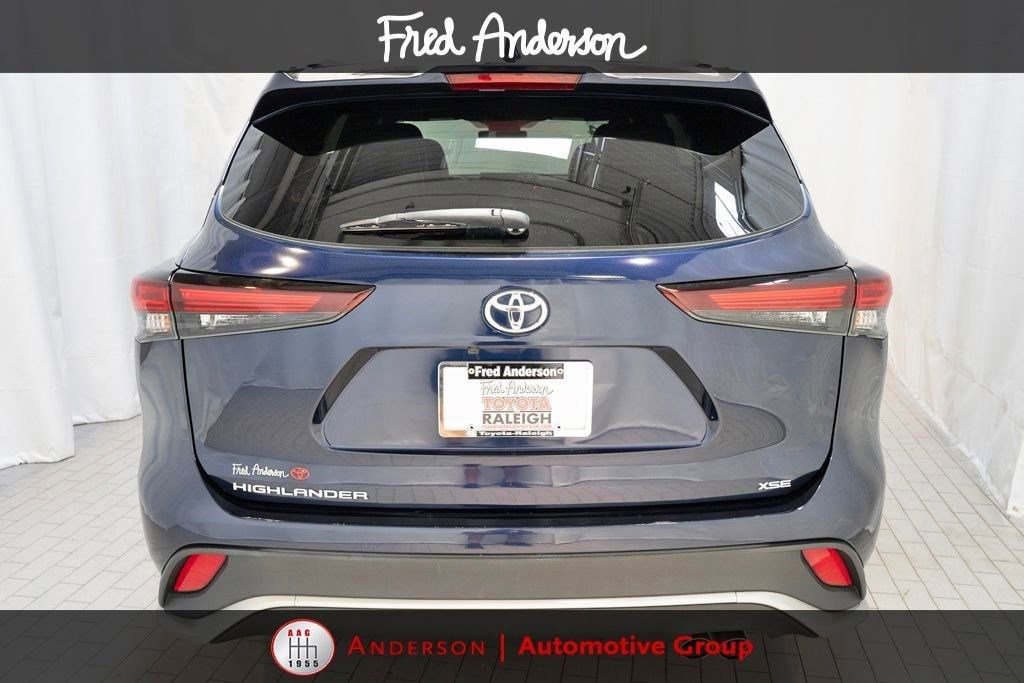 Used 2024 Toyota Highlander XSE image 5