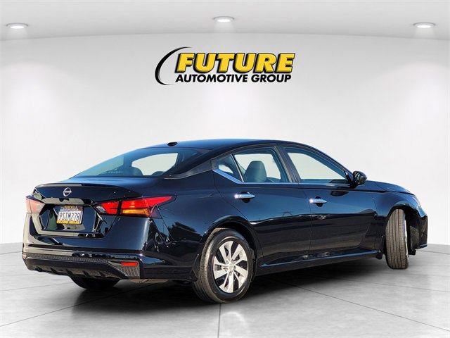 Certified 2025 Nissan Altima 2.5 S image 4