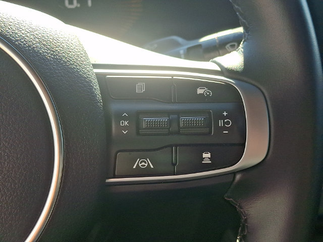 Certified 2025 Kia K5 GT-Line AWD/4WD image 24
