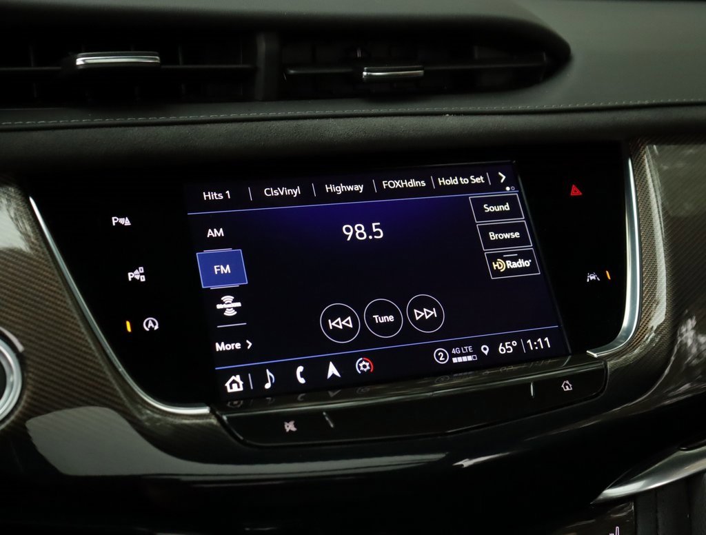 Certified 2024 Cadillac XT6 Premium Luxury w/ Platinum Package image 15