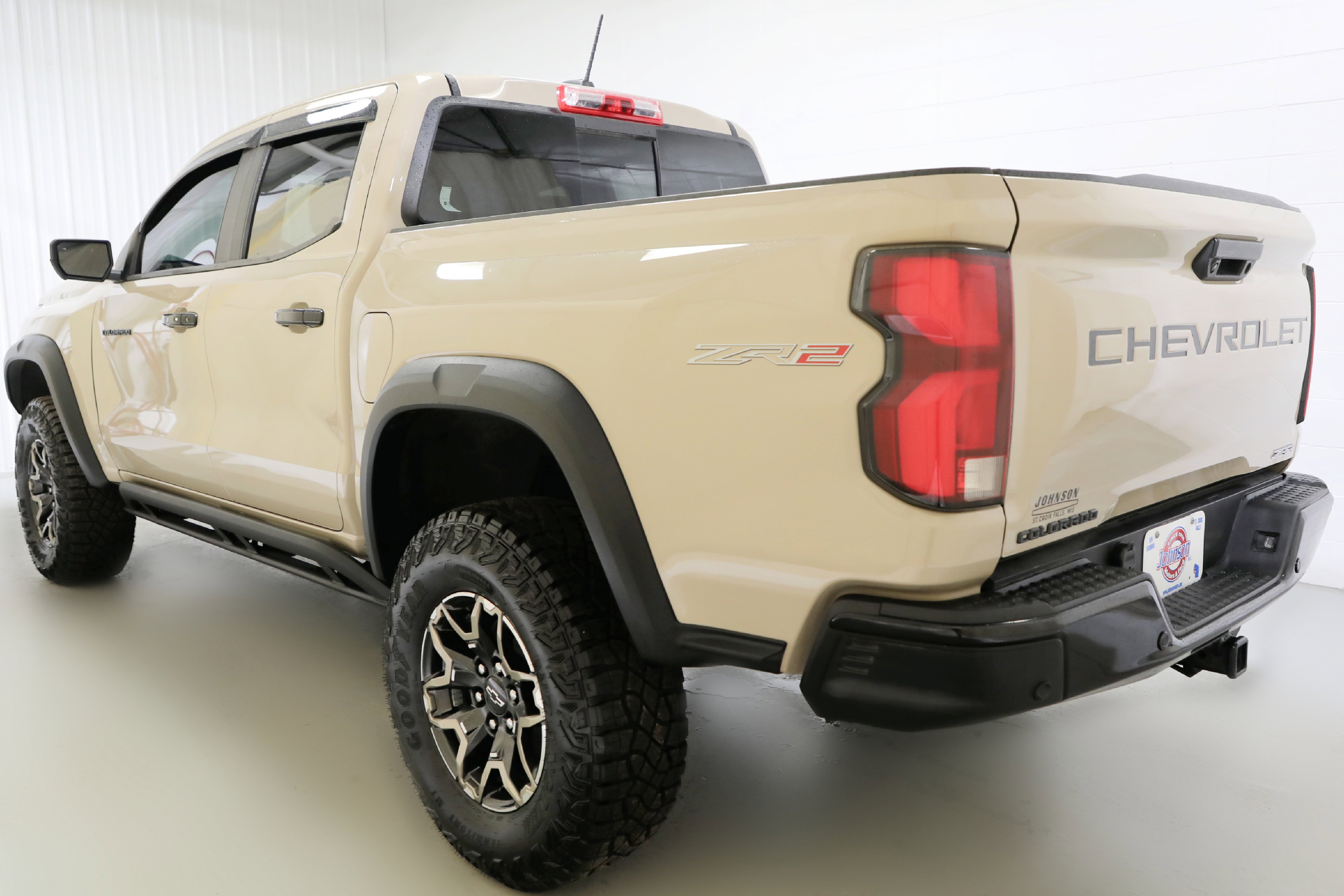 Used 2024 Chevrolet Colorado ZR2 w/ ZR2 Convenience Package III image 22
