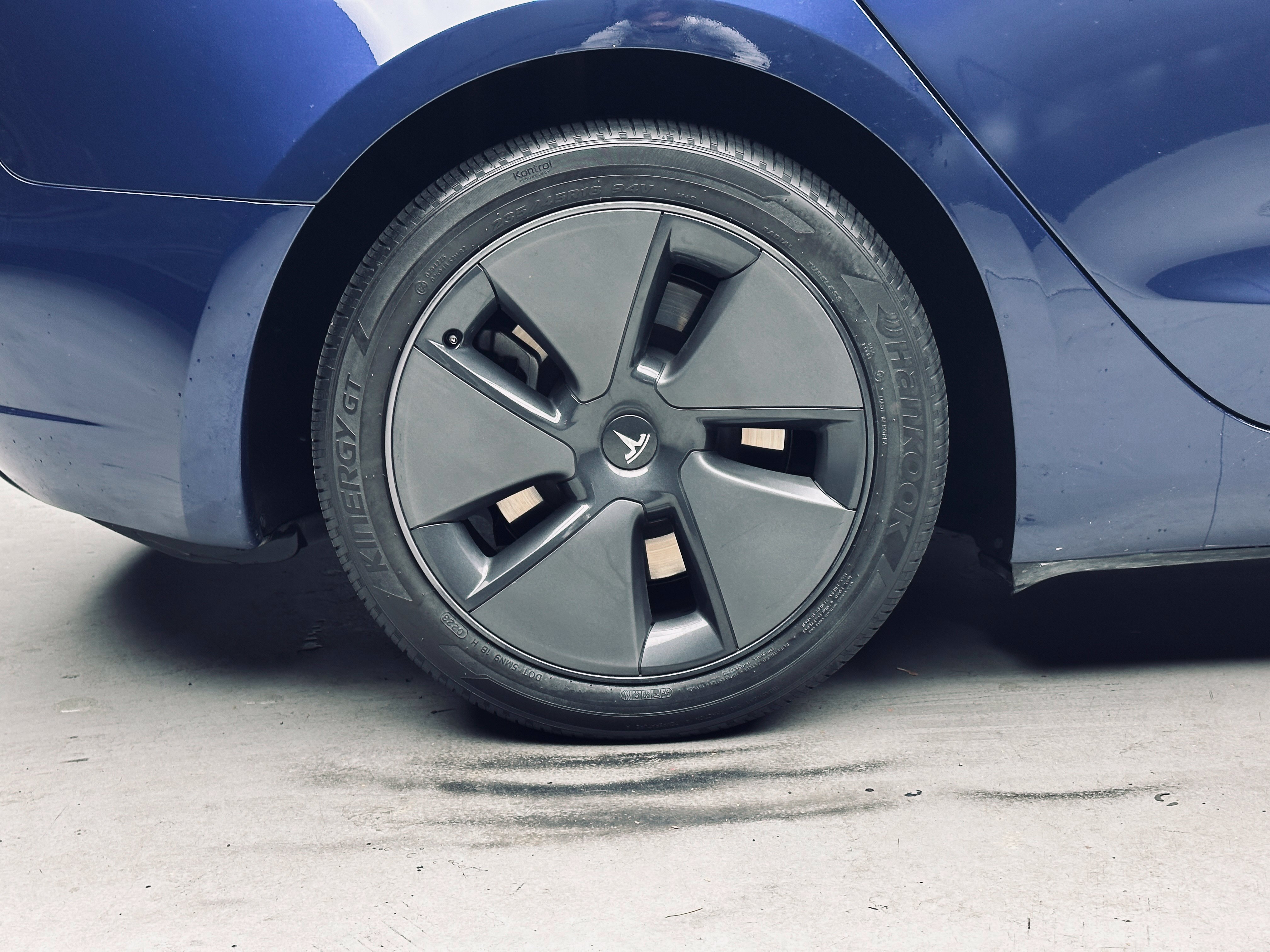 Used 2023 Tesla Model 3 Standard Range RWD image 32