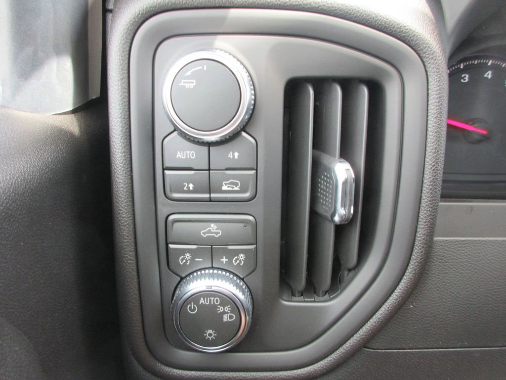 New 2026 GMC Sierra 1500 Pro image 16