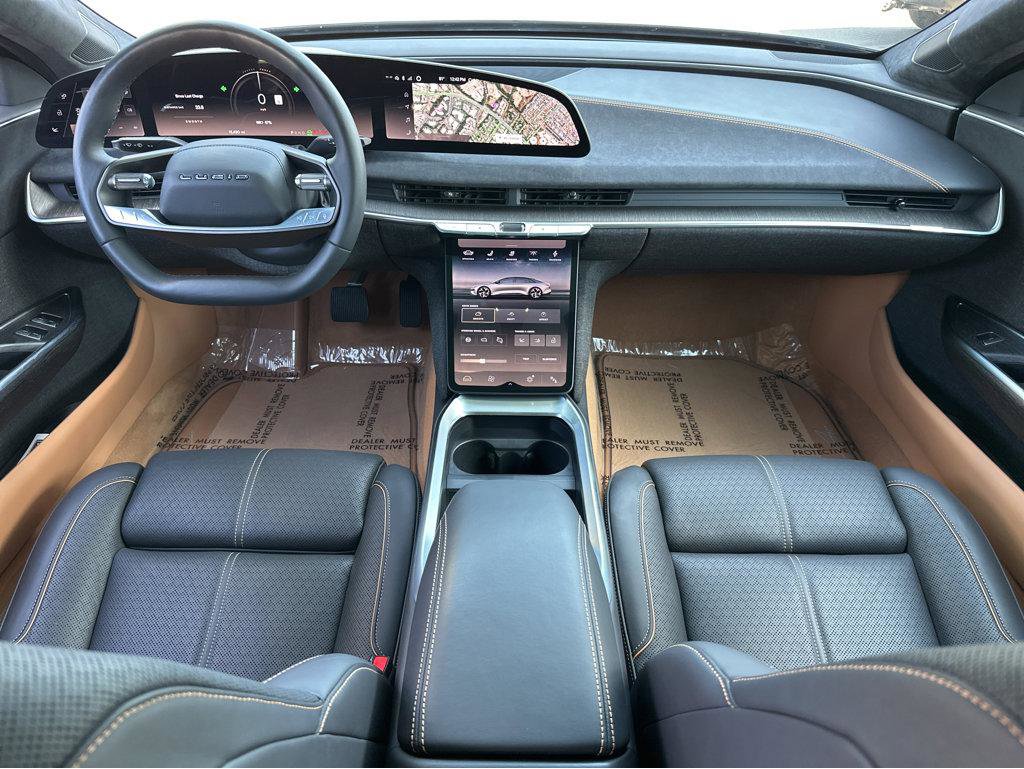 Used 2023 Lucid Air Grand Touring image 4