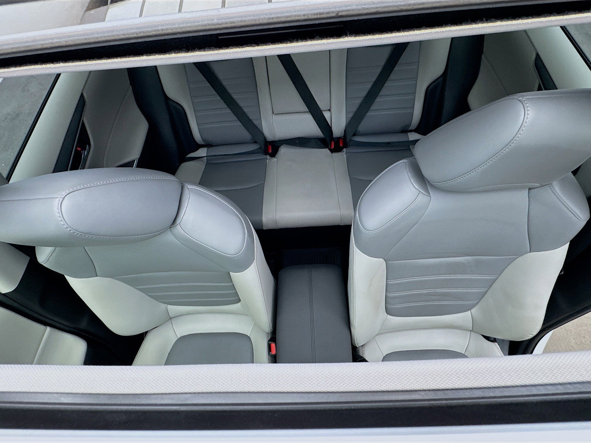 Used 2022 Toyota RAV4 XLE Premium AWD/4WD image 14