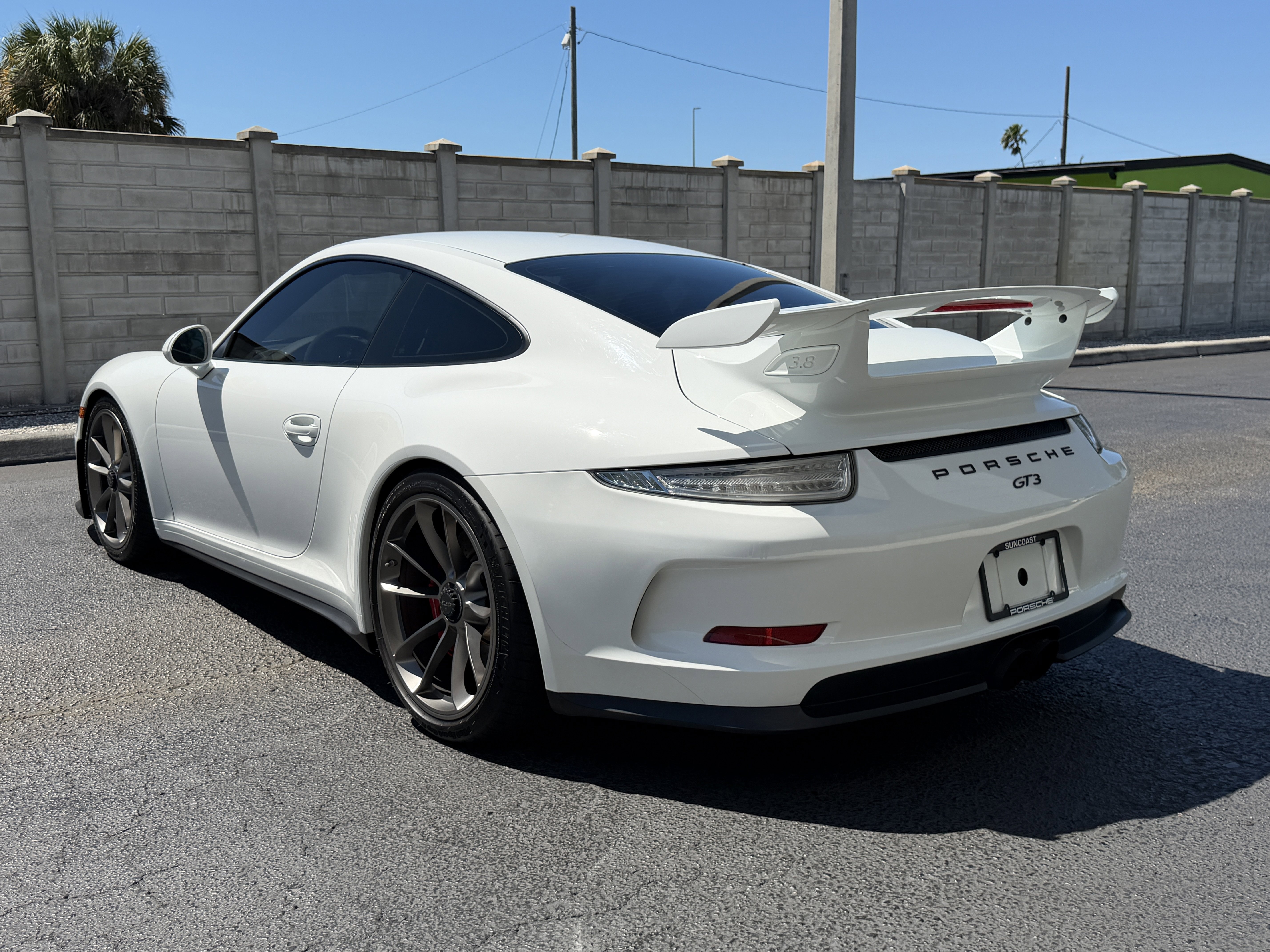 Certified 2015 Porsche 911 GT3 image 3