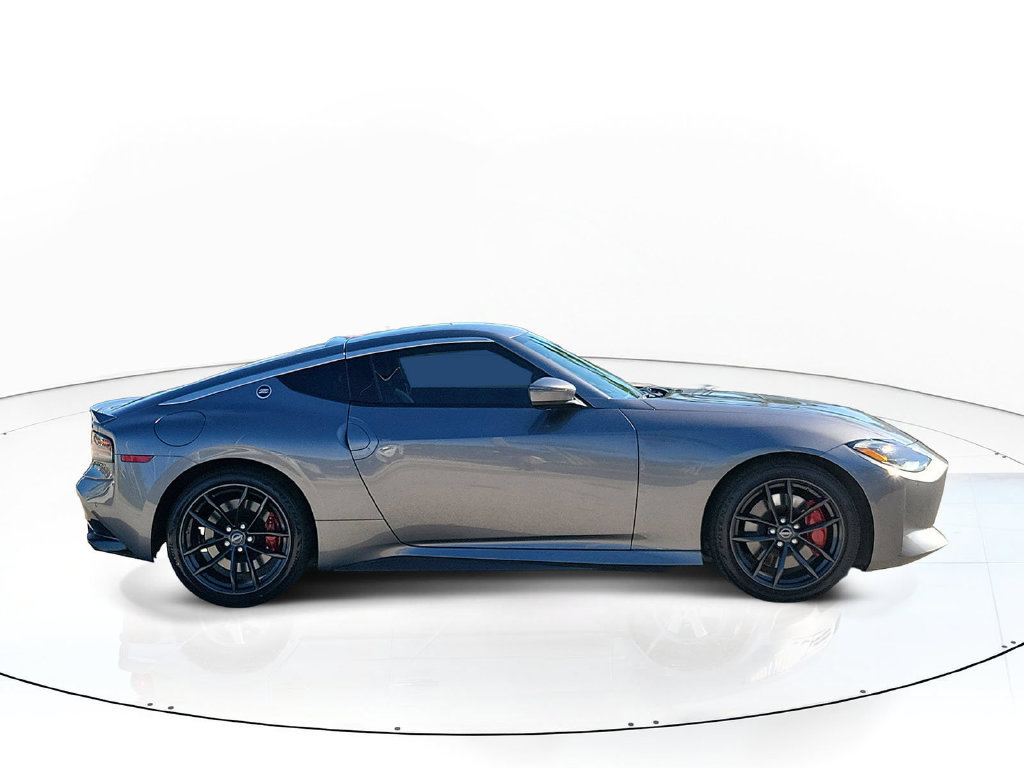 Certified 2025 Nissan Z Performance w/ Floor Mat Package RWD image 7