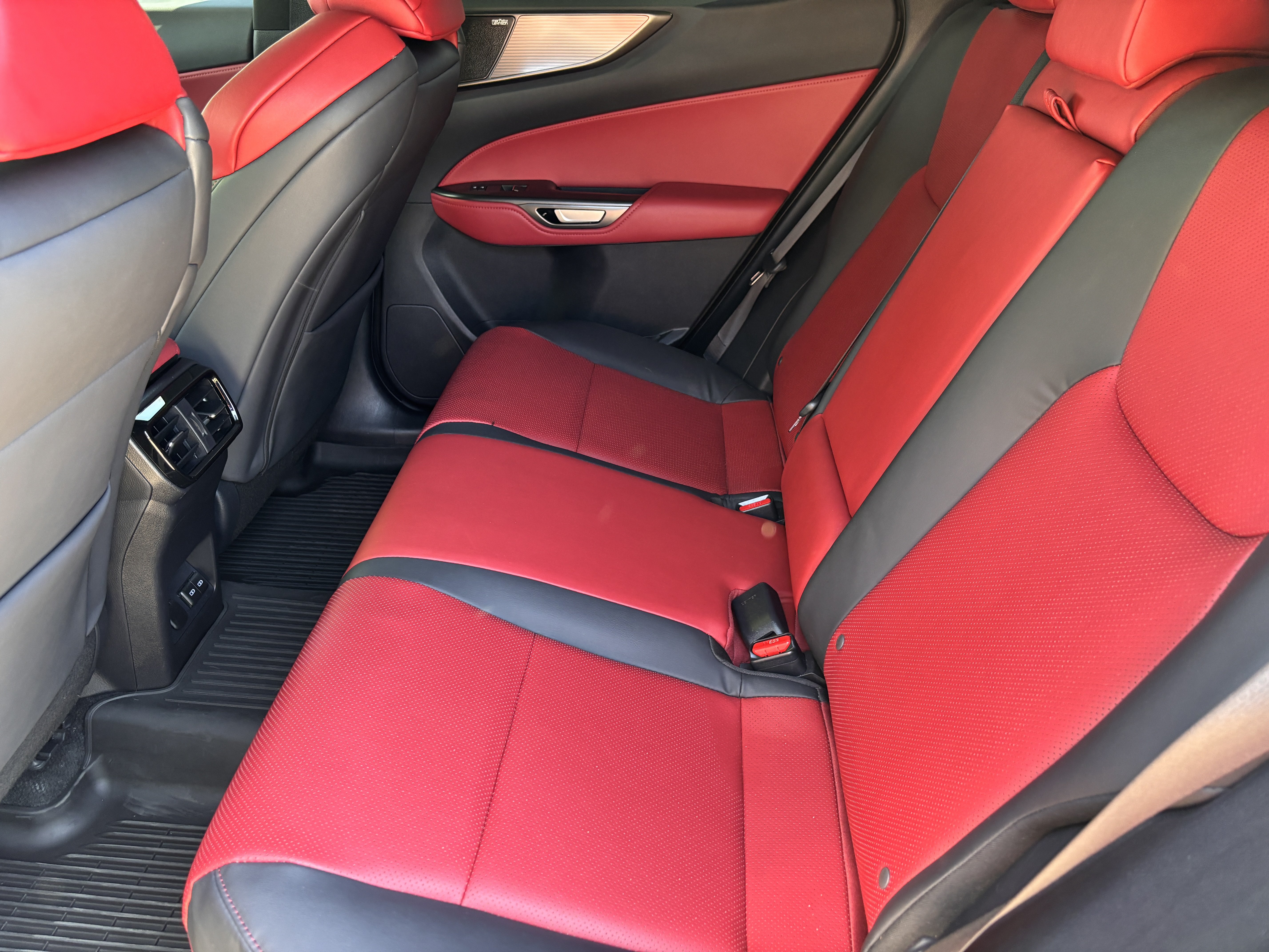 Used 2024 Lexus NX 350 F Sport AWD/4WD image 33