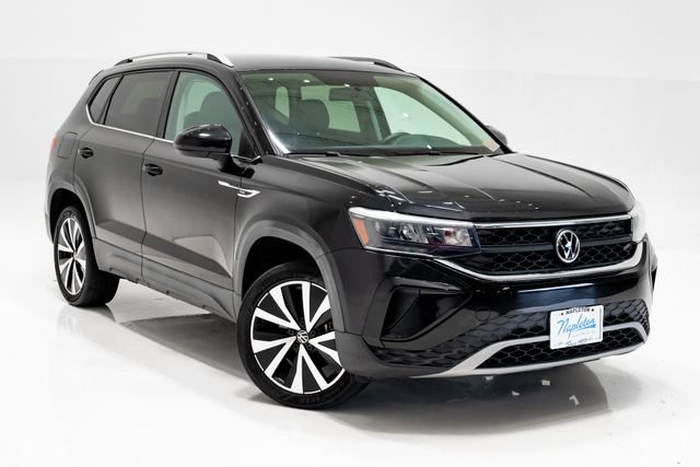 Used 2022 Volkswagen Taos SE FWD image 6
