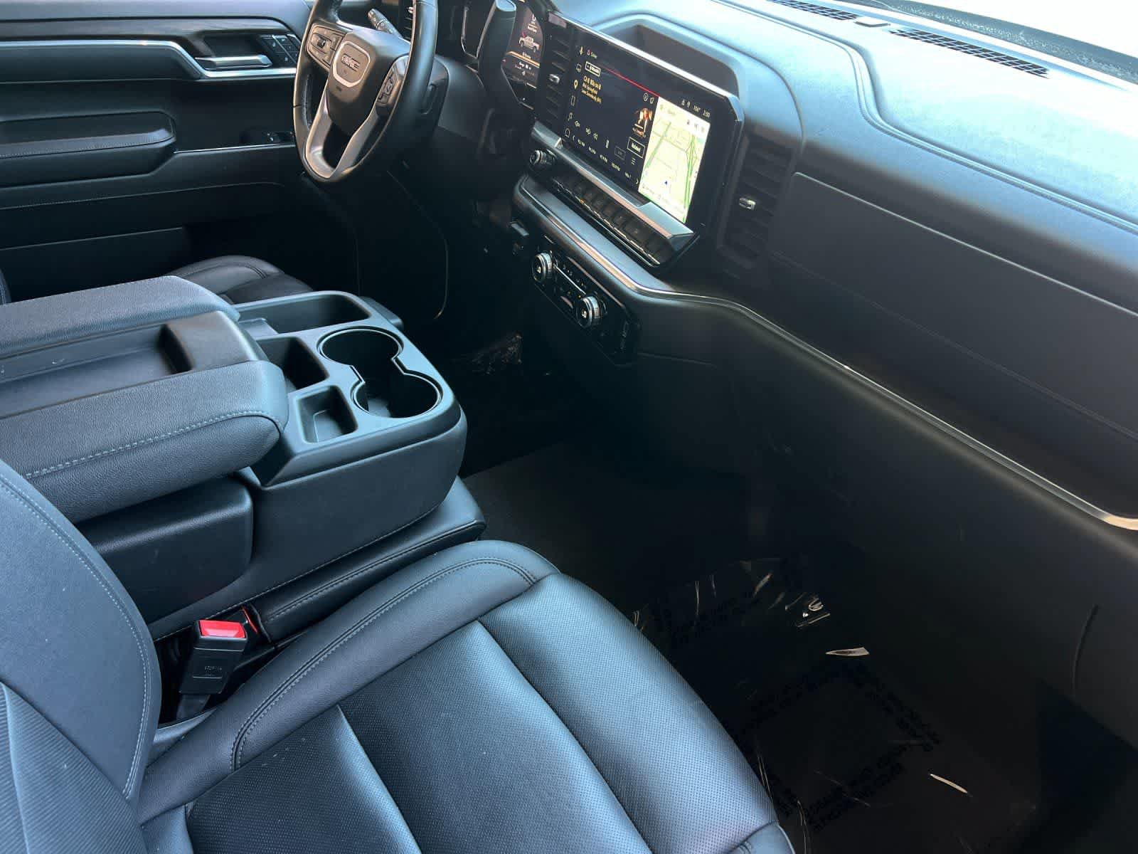 Used 2025 GMC Sierra 1500 SLT RWD image 16
