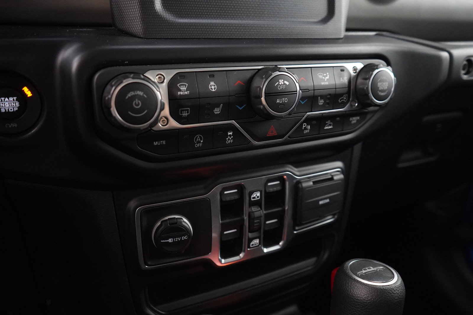 Used 2021 Jeep Gladiator Sport image 20