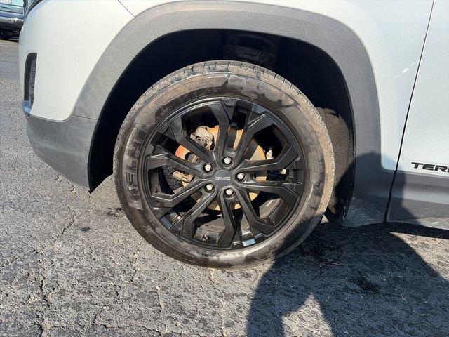 Used 2021 GMC Terrain SLE w/ Driver Convenience Package AWD/4WD image 21