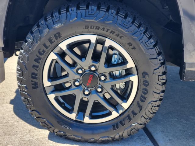 Certified 2025 Toyota Tacoma 4x4 Double Cab image 10