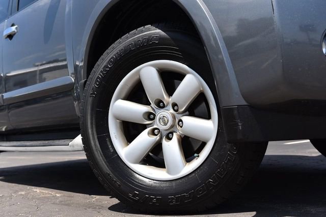 Used 2014 Nissan Armada SV AWD/4WD image 3