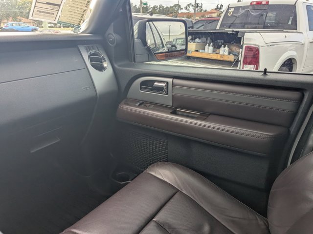 Used 2015 Ford Expedition EL Platinum image 16