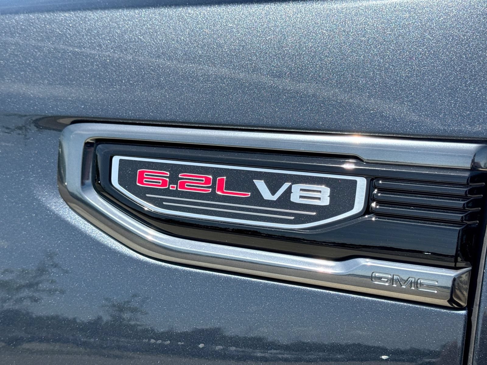 Used 2022 GMC Sierra 1500 AT4 w/ AT4 Preferred Package AWD/4WD image 18