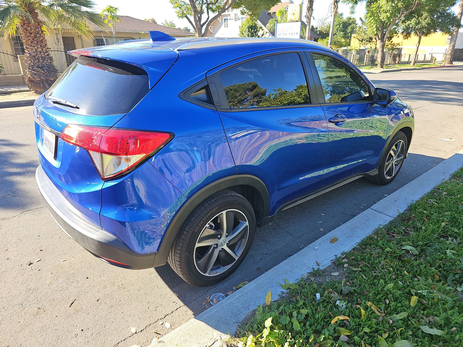 Used 2021 Honda HR-V EX image 4