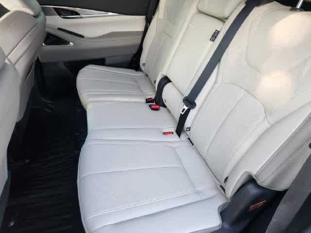 Certified 2027 INFINITI QX60 Luxe w/ Cargo Package FWD image 13