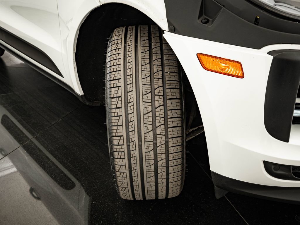 Certified 2021 Porsche Macan S AWD/4WD image 59
