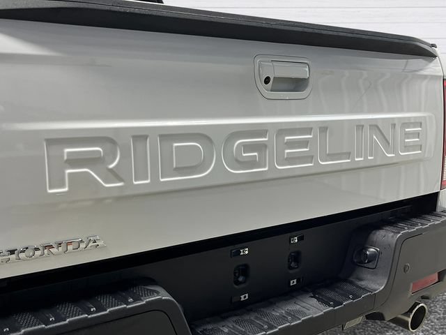 New 2026 Honda Ridgeline Black Edition image 6