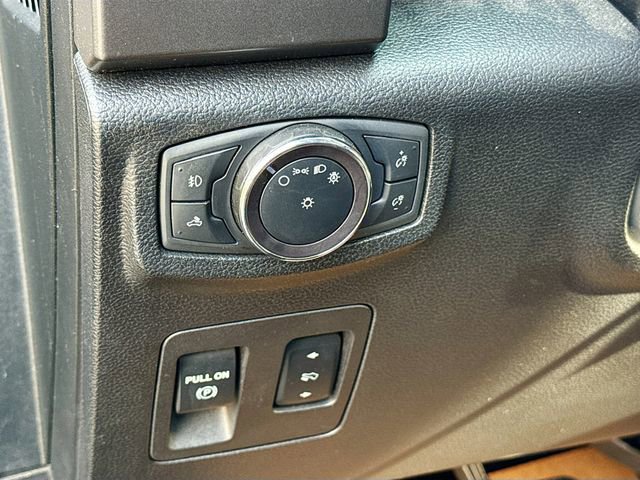 Used 2019 Ford F150 XLT w/ Equipment Group 302A Luxury image 11