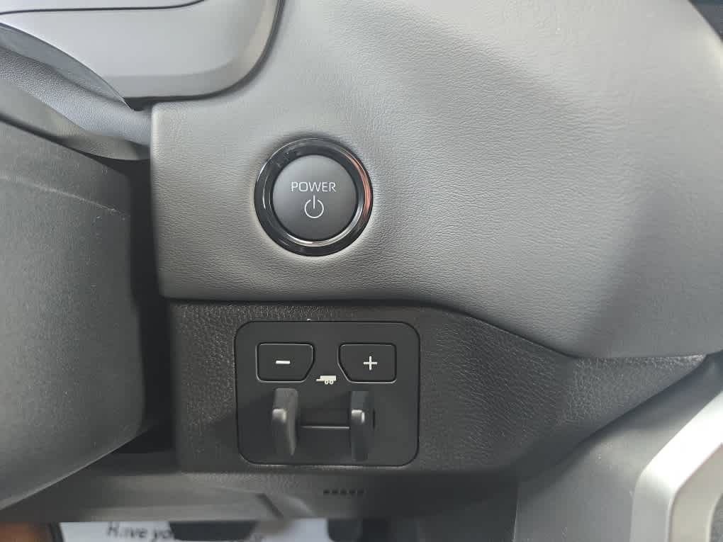 New 2025 Toyota Tundra Platinum image 34