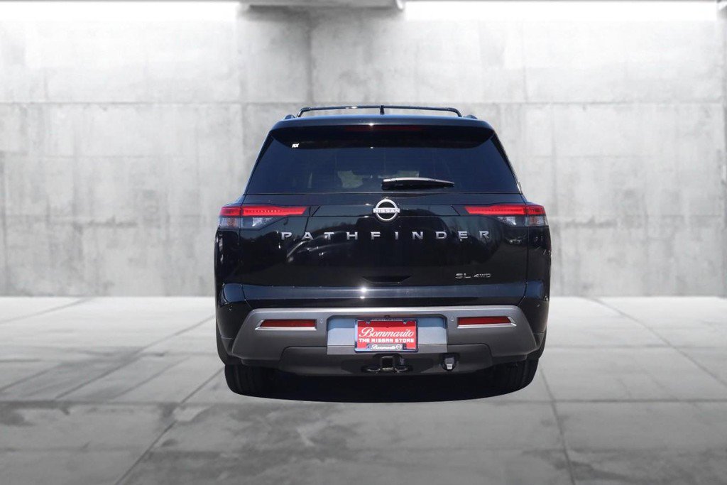 New 2026 Nissan Pathfinder SL image 6