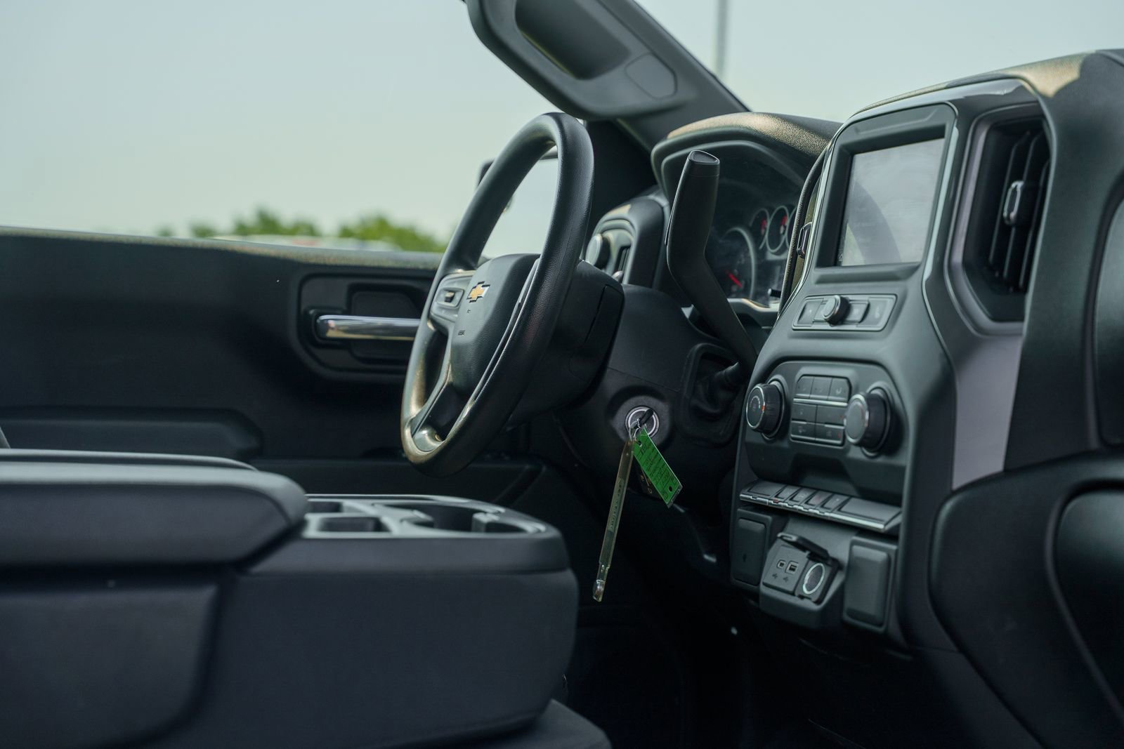 Used 2022 Chevrolet Silverado 1500 Custom AWD/4WD image 13