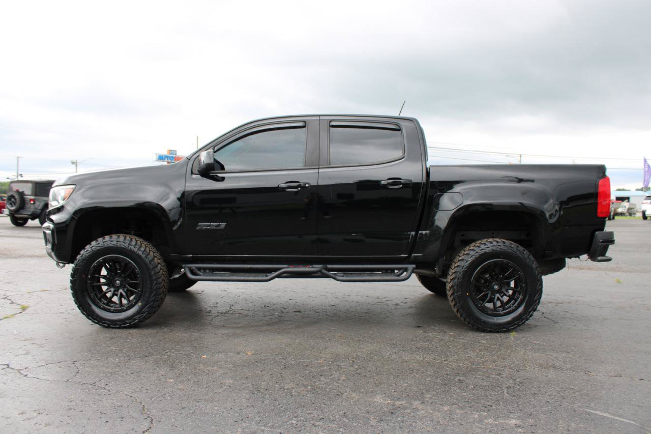 Used 2021 Chevrolet Colorado Z71 w/ Z71 Midnight Edition AWD/4WD image 11