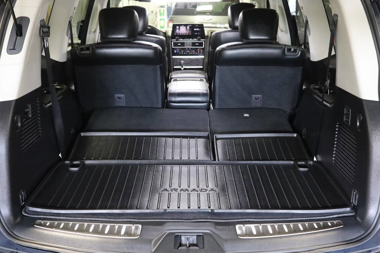 Used 2024 Nissan Armada Platinum w/ Captain's Chairs Package image 32