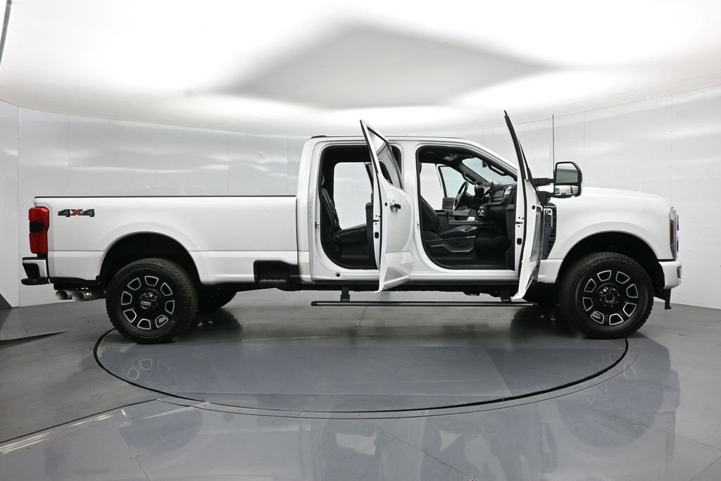 Certified 2024 Ford F250 Platinum AWD/4WD image 5