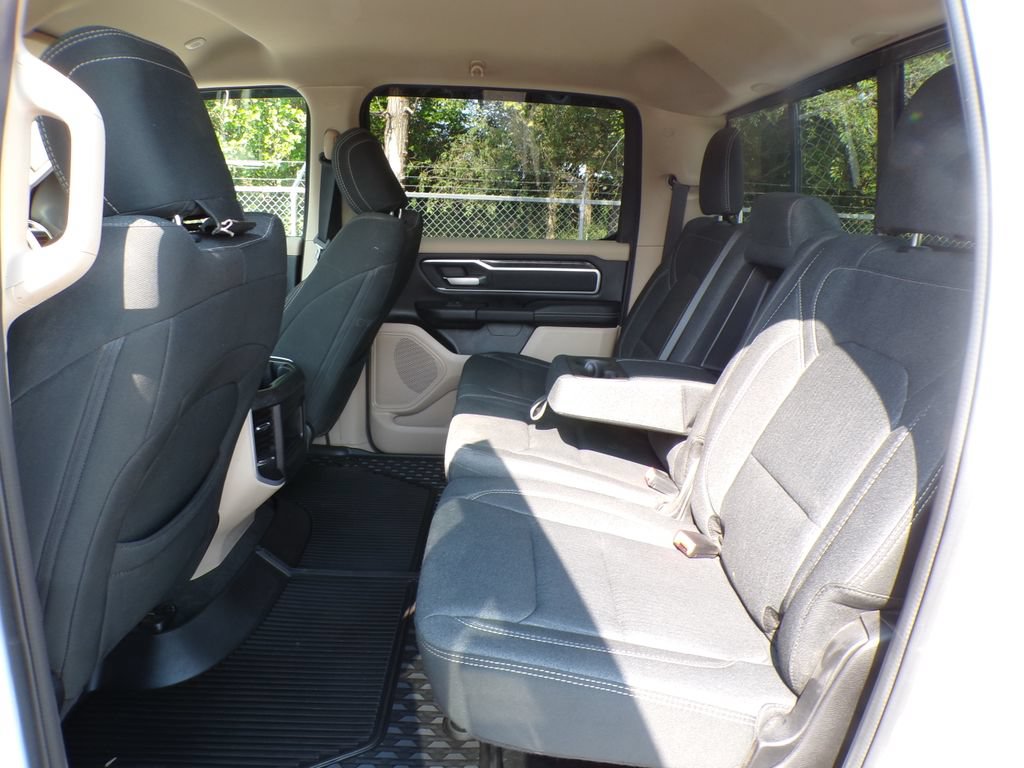 Used 2020 RAM 1500 Big Horn AWD/4WD image 18