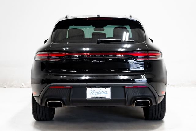 Used 2023 Porsche Macan image 25