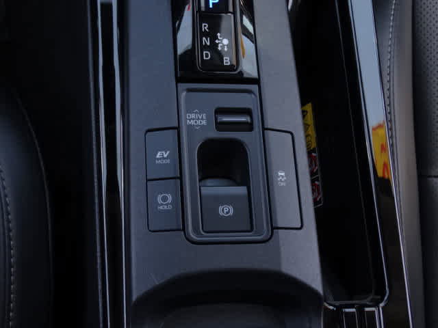 Used 2024 Toyota Prius Limited w/ Limited Premium Package image 34