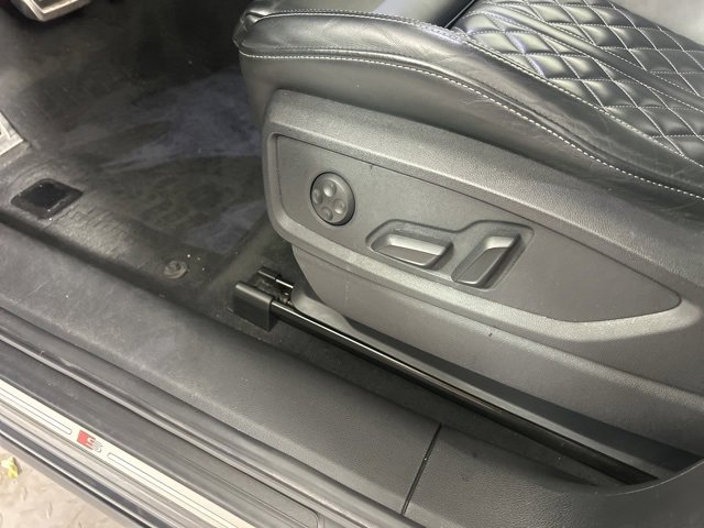 Used 2023 Audi SQ5 Prestige w/ Prestige Package image 19