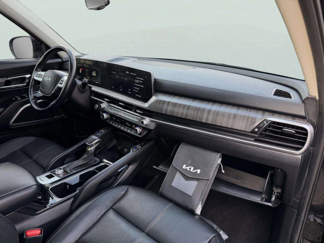 Used 2023 Kia Telluride EX image 48