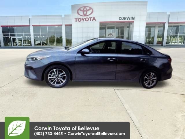 Used 2024 Kia Forte LXS FWD image 17