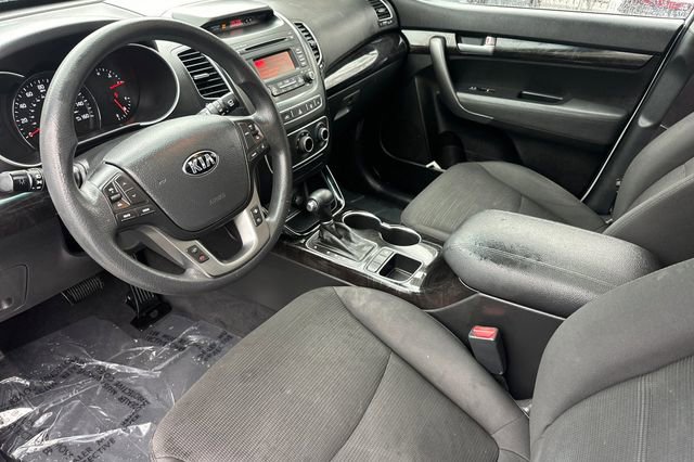 Used 2014 Kia Sorento LX image 10