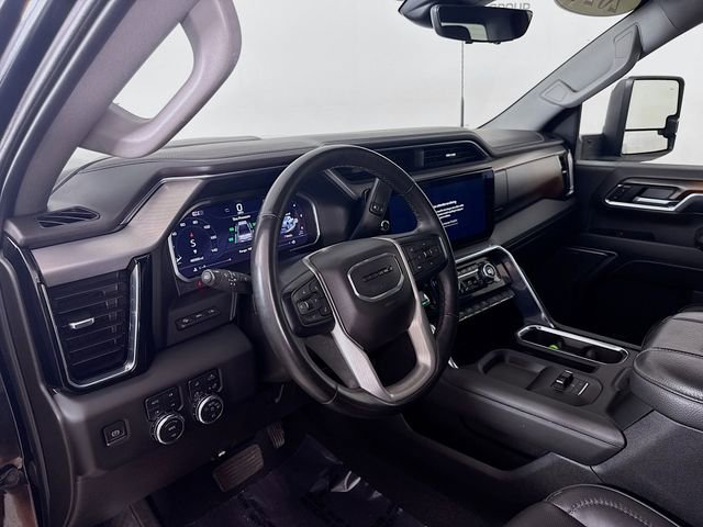 Used 2024 GMC Sierra 3500 Denali w/ Denali Reserve Package image 12