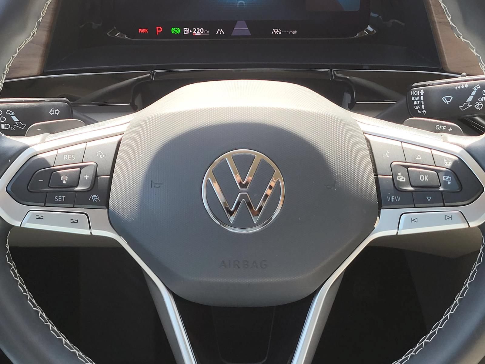 Used 2024 Volkswagen Atlas SE FWD image 30