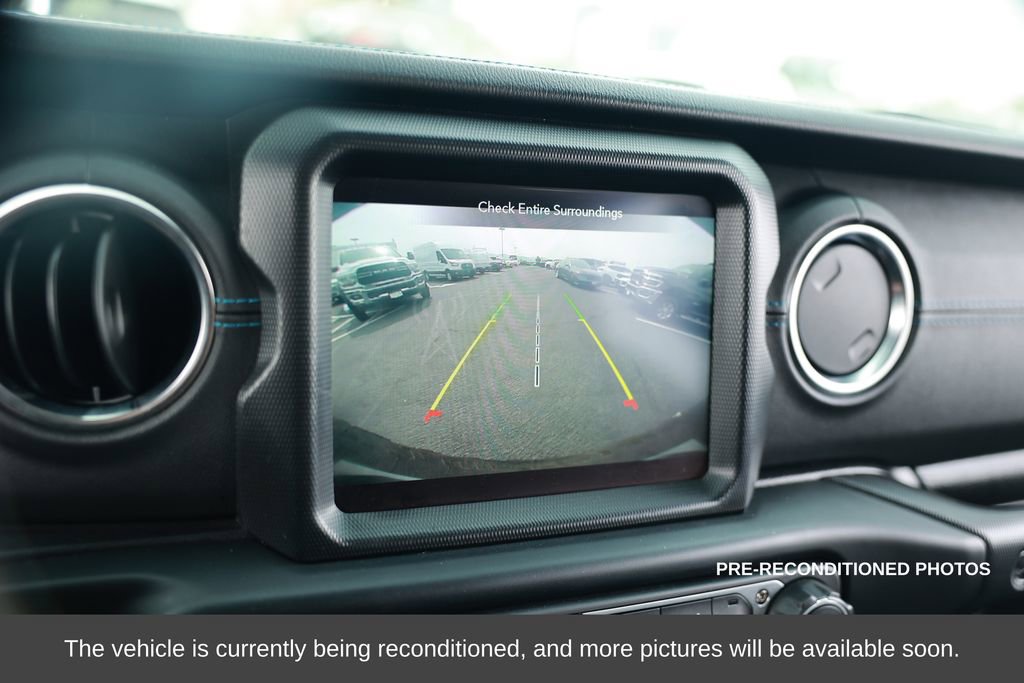 Used 2022 Jeep Wrangler Unlimited Rubicon 4xe w/ Cold Weather Group image 17