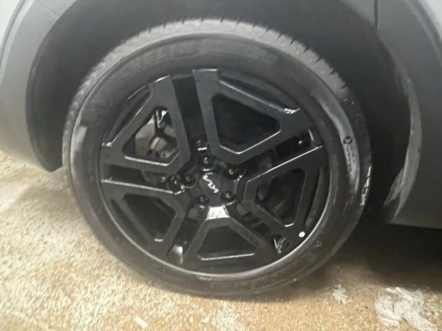 Used 2024 Kia Telluride SX X-Line image 5