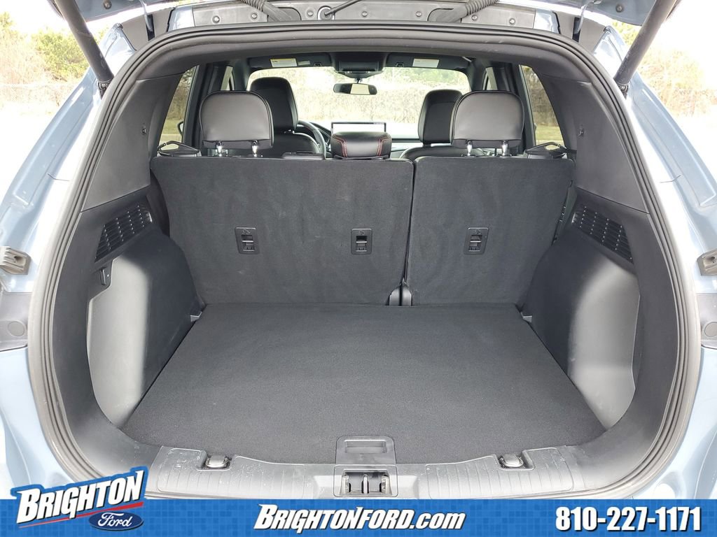 Used 2023 Ford Escape ST-Line Select w/ Tech Pack #2 image 7