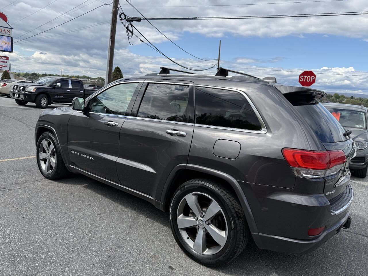Used 2016 Jeep Grand Cherokee Overland image 7