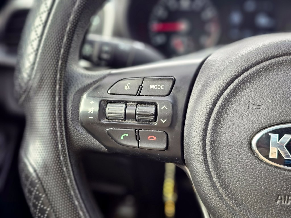 Used 2016 Kia Sorento L FWD image 22