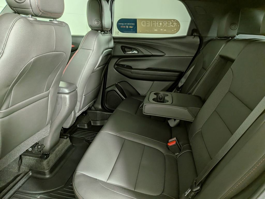 Used 2025 Chevrolet TrailBlazer RS image 34