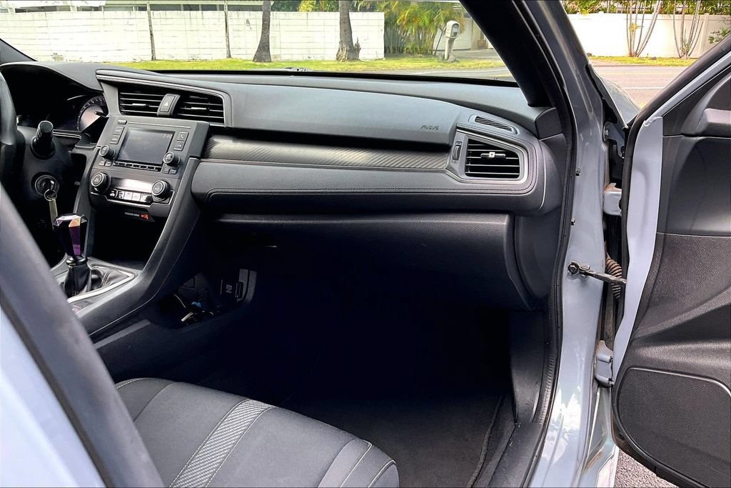 Used 2018 Honda Civic Sport image 16