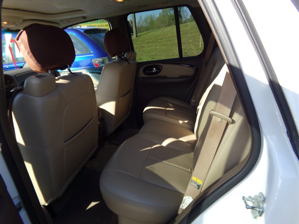 Used 2006 Buick Rainier CXL image 7