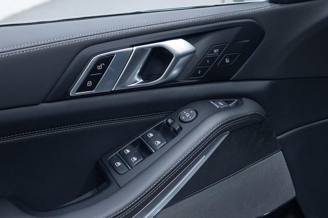 New 2026 BMW X5 xDrive40i w/ M Sport Package image 14